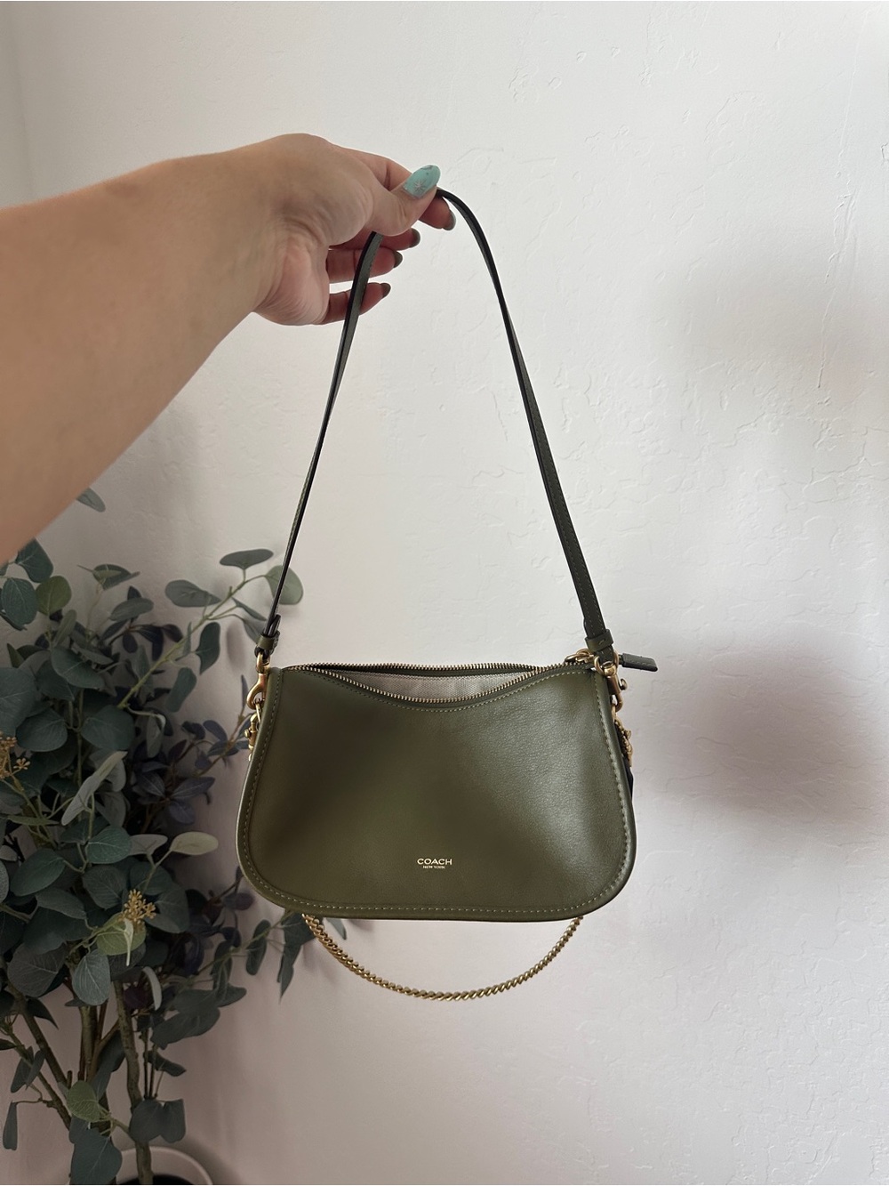Coach waverly Olive Green Leather Shoulder Bag with Gold Chain Accents